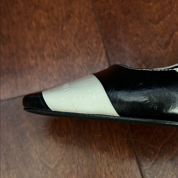 Fabulous Black and Ivory Leather Slingback Heels with Square Toes, Size 6.5 - Picture 7 of 16